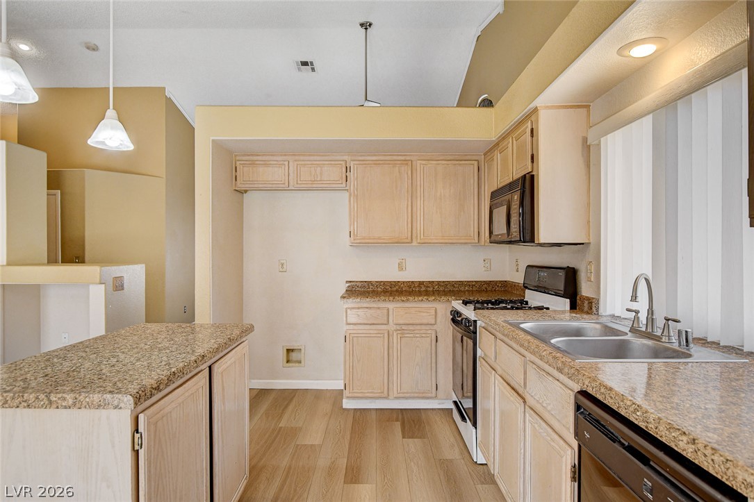 811 Rio Poco Court Henderson, NV 89015 - Photo 20 of 42