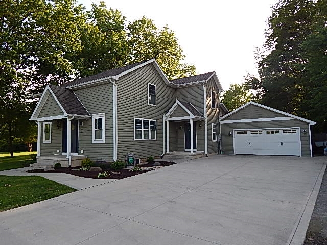 6151 Hazelett Road Fort Wayne, IN 46835 - Photo 1 of 34 Gallery Image 1