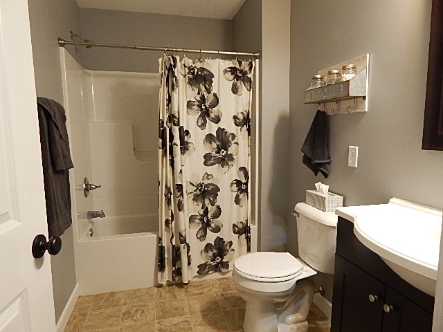6151 Hazelett Road Fort Wayne, IN 46835 - Photo 24 of 34 Gallery Image 24