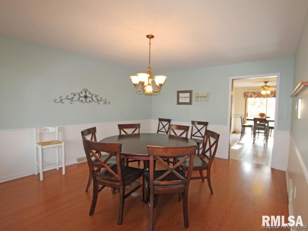 3800 West Bluffs Road Springfield, IL 62711 - Photo 11 of 31