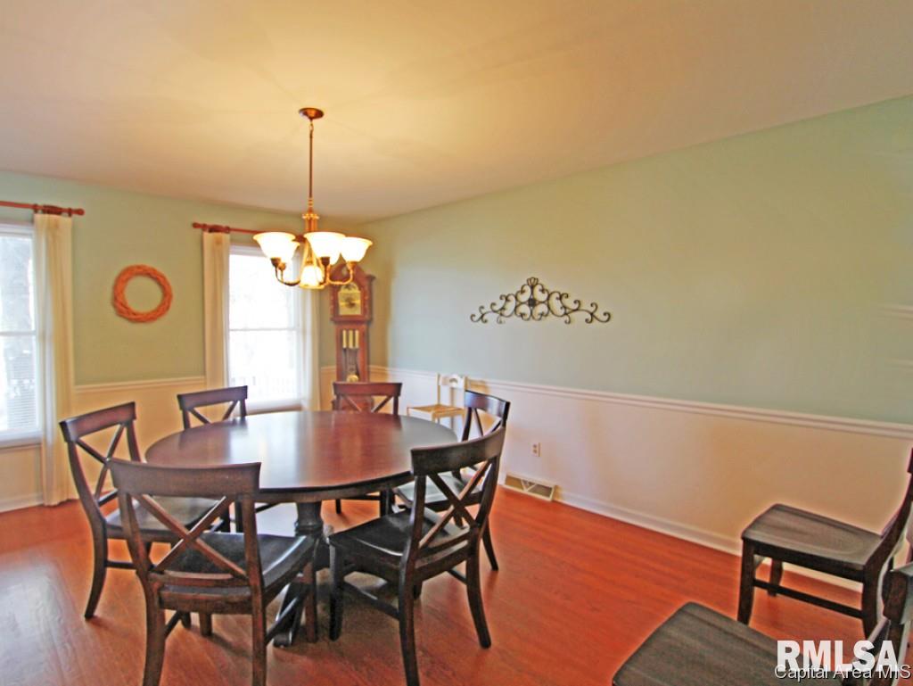 3800 West Bluffs Road Springfield, IL 62711 - Photo 13 of 31