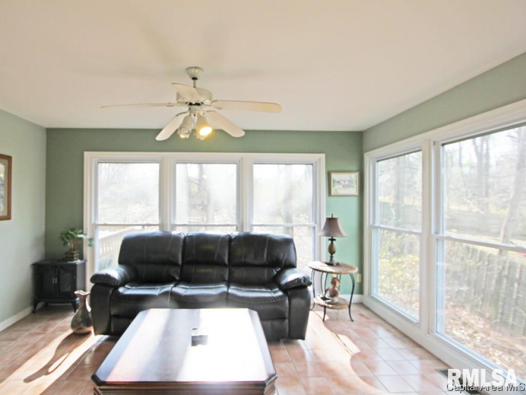 3800 West Bluffs Road Springfield, IL 62711 - Photo 15 of 31
