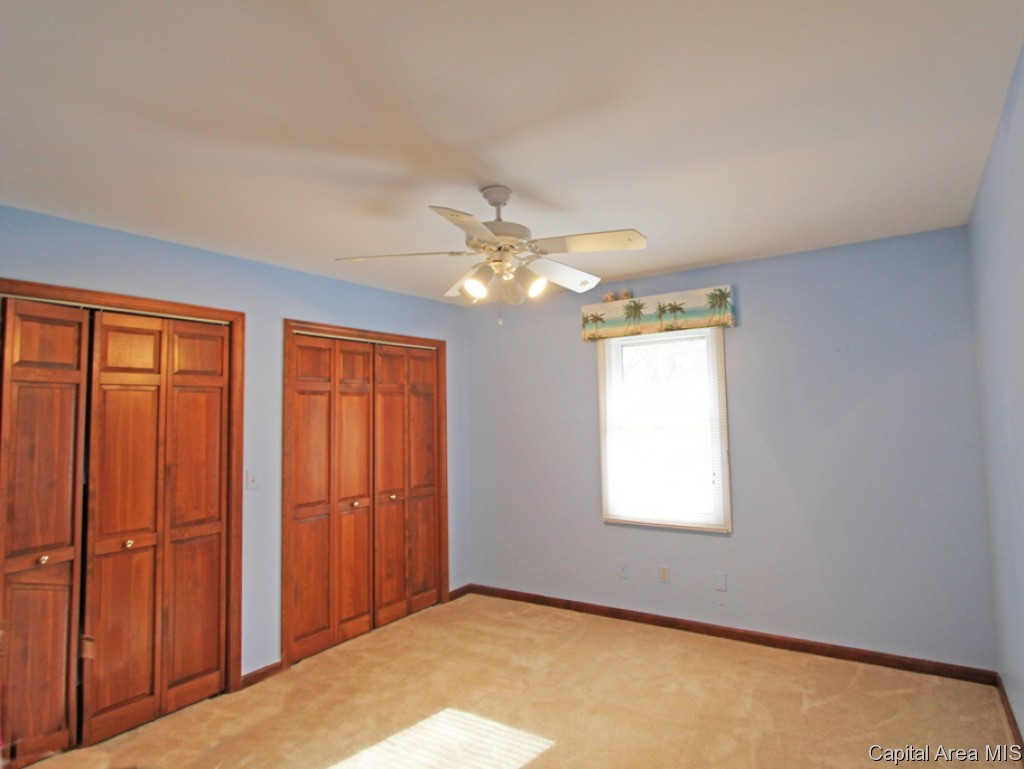 3800 West Bluffs Road Springfield, IL 62711 - Photo 26 of 31