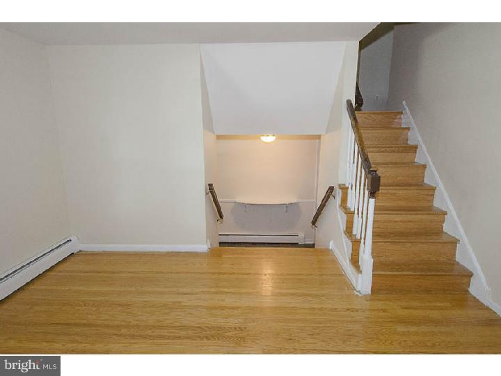 608 Brookhaven Road Wallingford, PA 19086 - Photo 4 of 17 Living Room
