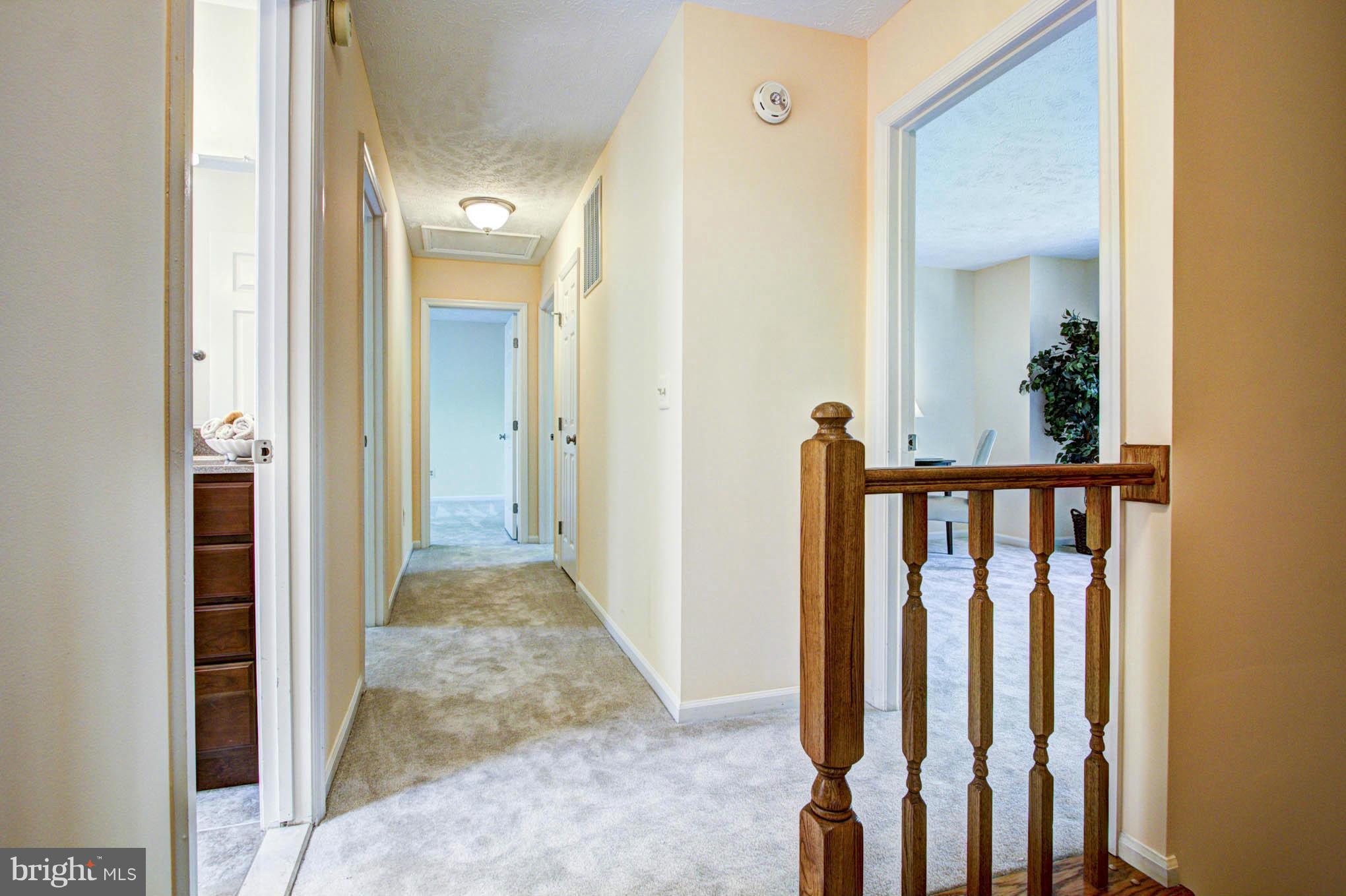 1517 Stuart Road Reston, VA 20194 - Photo 14 of 29 Upper Hallway