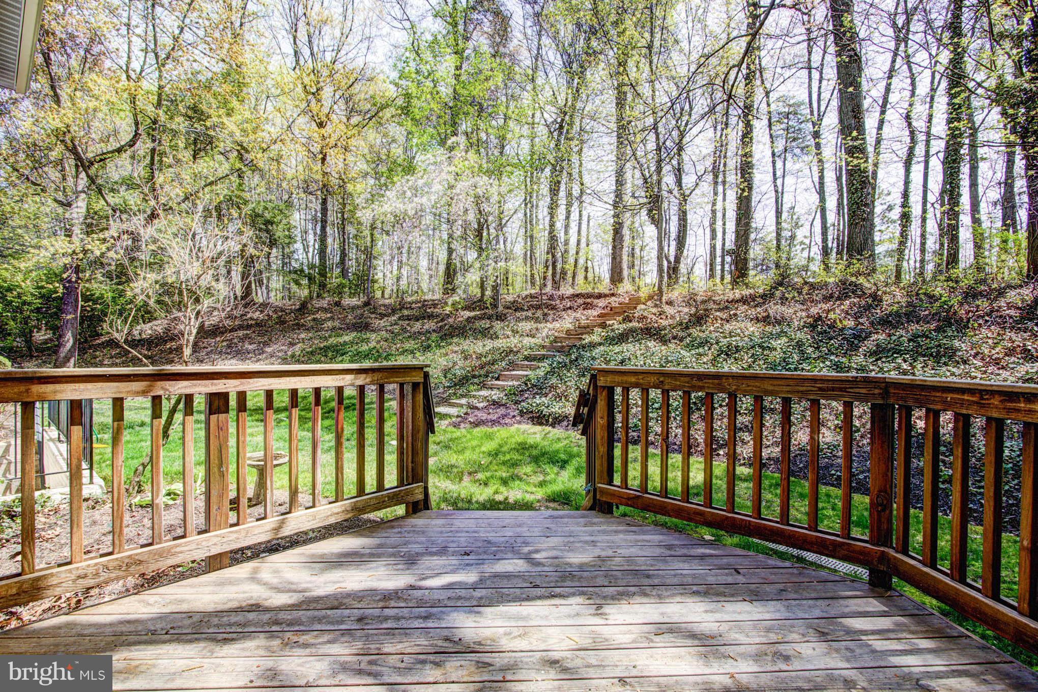 1517 Stuart Road Reston, VA 20194 - Photo 25 of 29 Deck