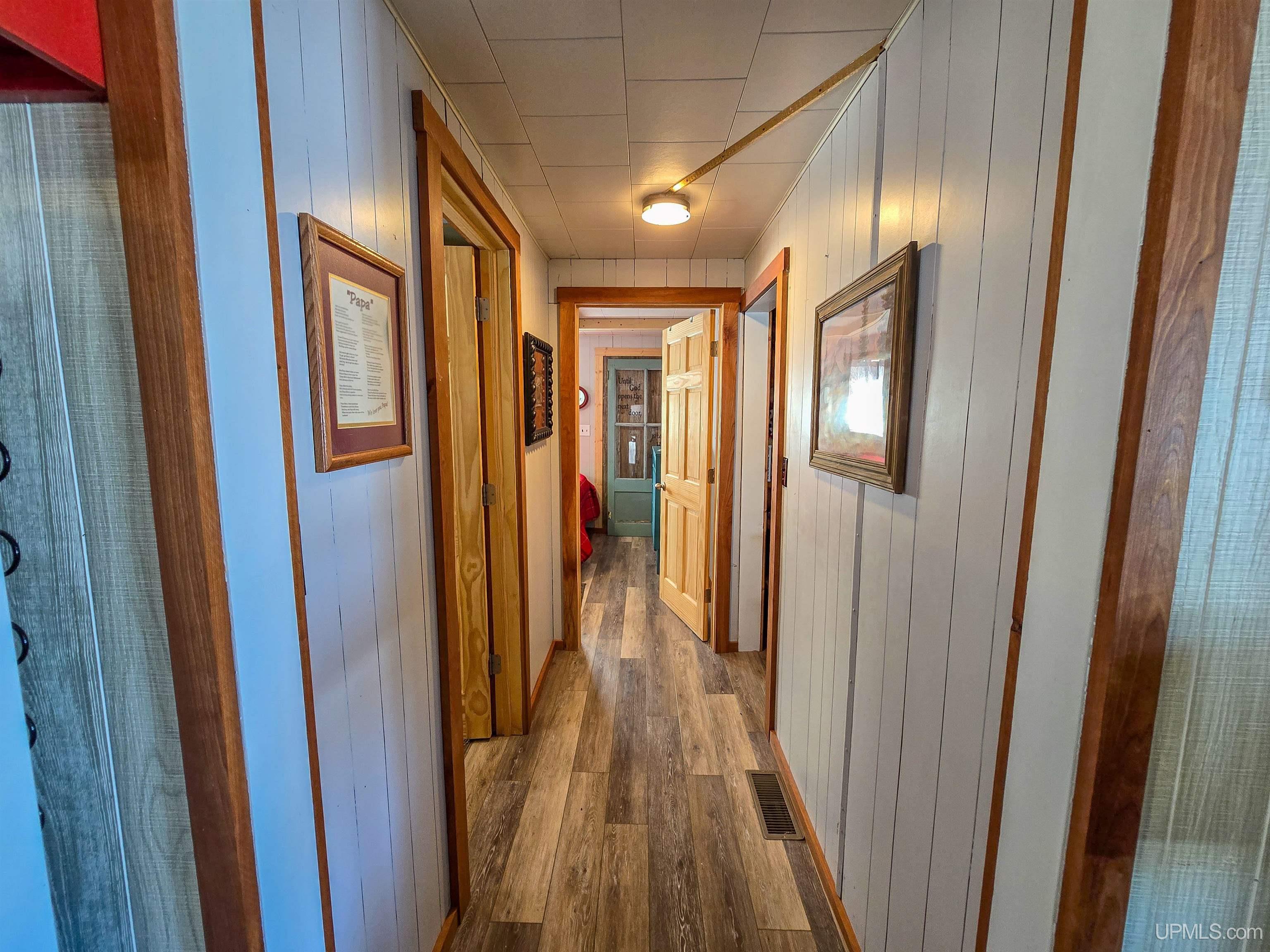 3865 Peninsula Point Road Munising, MI 49862 - Photo 32 of 88