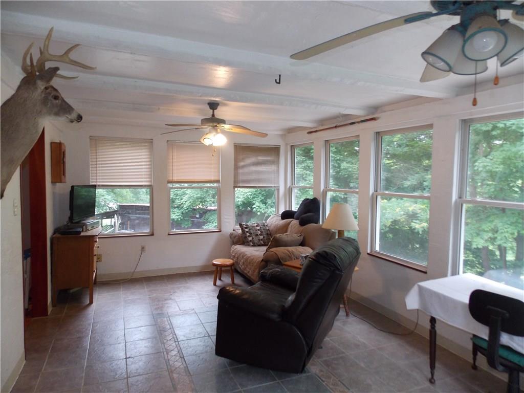 722 1/2 Mcelree Road Washington, PA 15301 - Photo 11 of 25