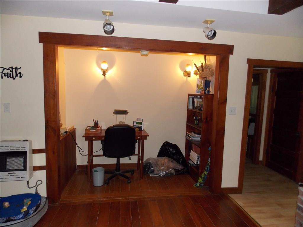 722 1/2 Mcelree Road Washington, PA 15301 - Photo 16 of 25