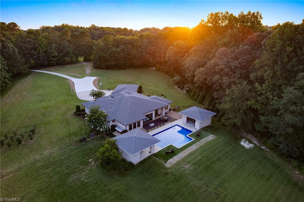 2132 Welcome-Arcadia Road Lexington, NC 27295 - Photo 4 of 31 Gallery Image 4