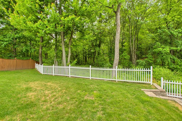8 Bramble Hill Road Methuen, MA 01844 - Photo 3 of 30 Gallery Image 3