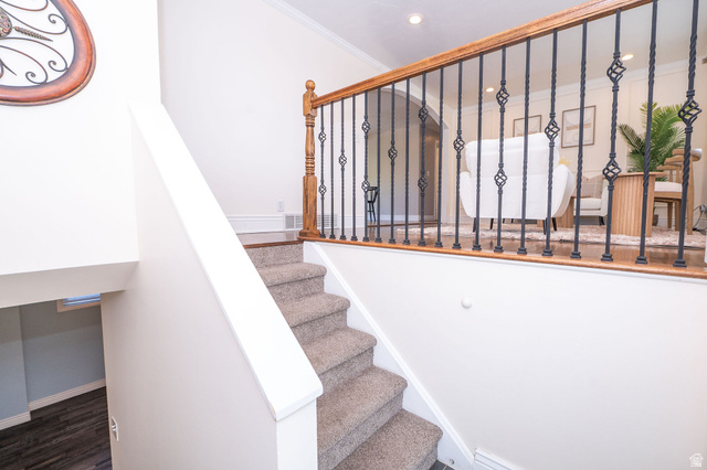 786 Shannon Road Kaysville, UT 84037 - Photo 4 of 53