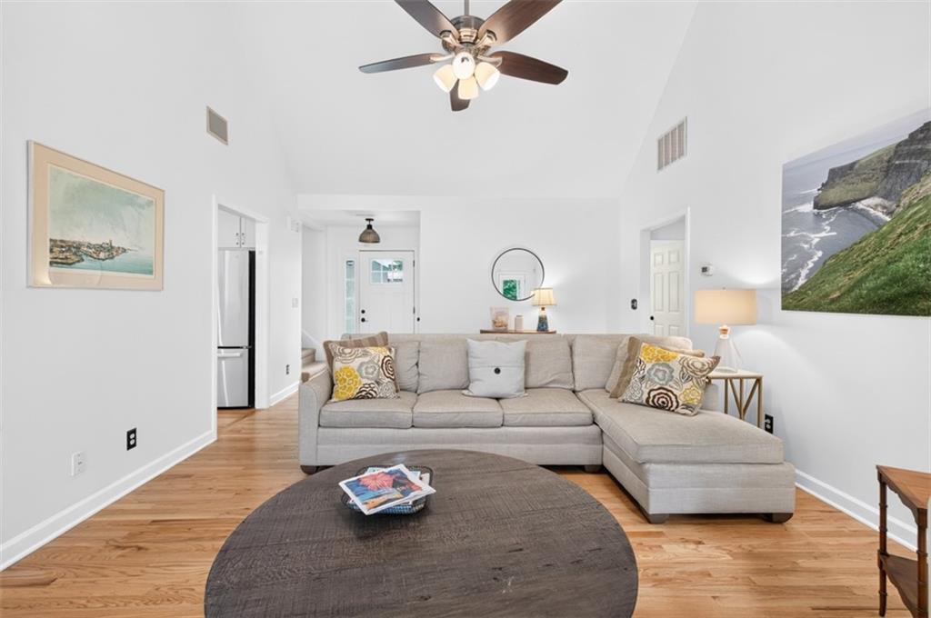 5659 Lakeshore Road Buford, GA 30518 - Photo 12 of 80