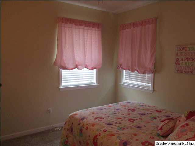 120 Brent Way Alabaster, AL 35007 - Photo 13 of 18