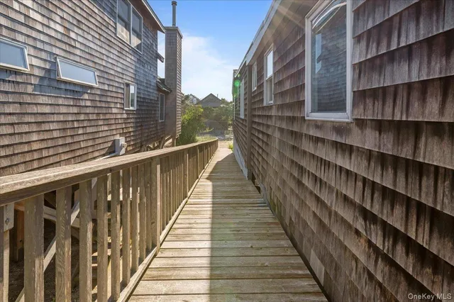 $1,300,000 | 30 Oneida Street, Ocean Beach, NY 11770