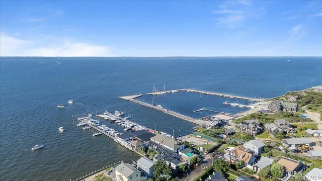 $1,300,000 | 30 Oneida Street, Ocean Beach, NY 11770