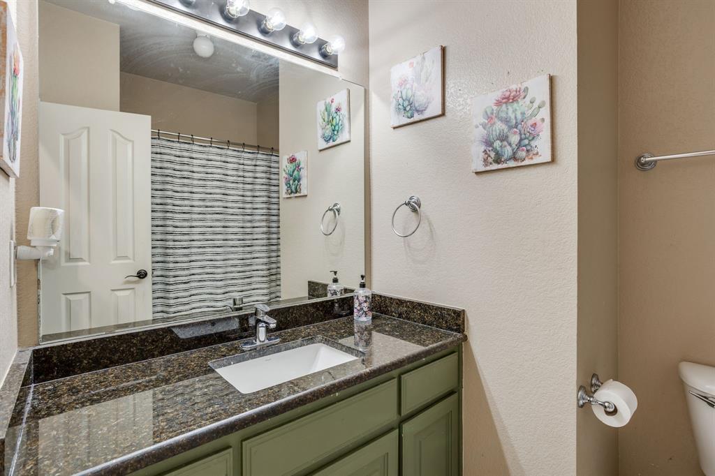 779 Little Ridge Court Burleson, TX 76028 - Photo 33 of 40