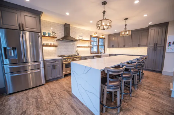 $2,099,000 | 6 Trail View Lane, West Dover, VT 05356