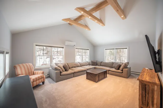 $2,099,000 | 6 Trail View Lane, West Dover, VT 05356