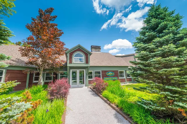 $2,099,000 | 6 Trail View Lane, West Dover, VT 05356