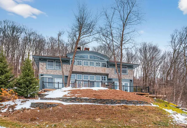 $2,099,000 | 6 Trail View Lane, West Dover, VT 05356