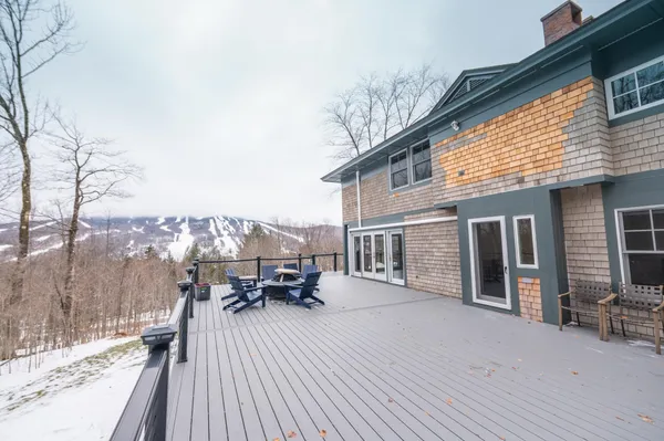 $2,099,000 | 6 Trail View Lane, West Dover, VT 05356