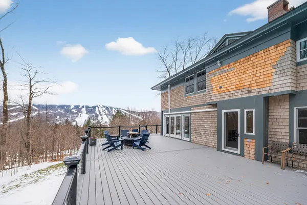 $2,099,000 | 6 Trail View Lane, West Dover, VT 05356