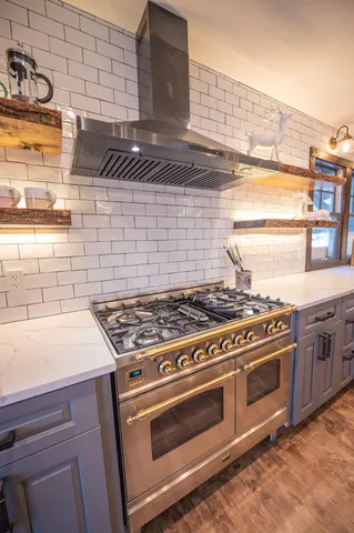 $2,099,000 | 6 Trail View Lane, West Dover, VT 05356