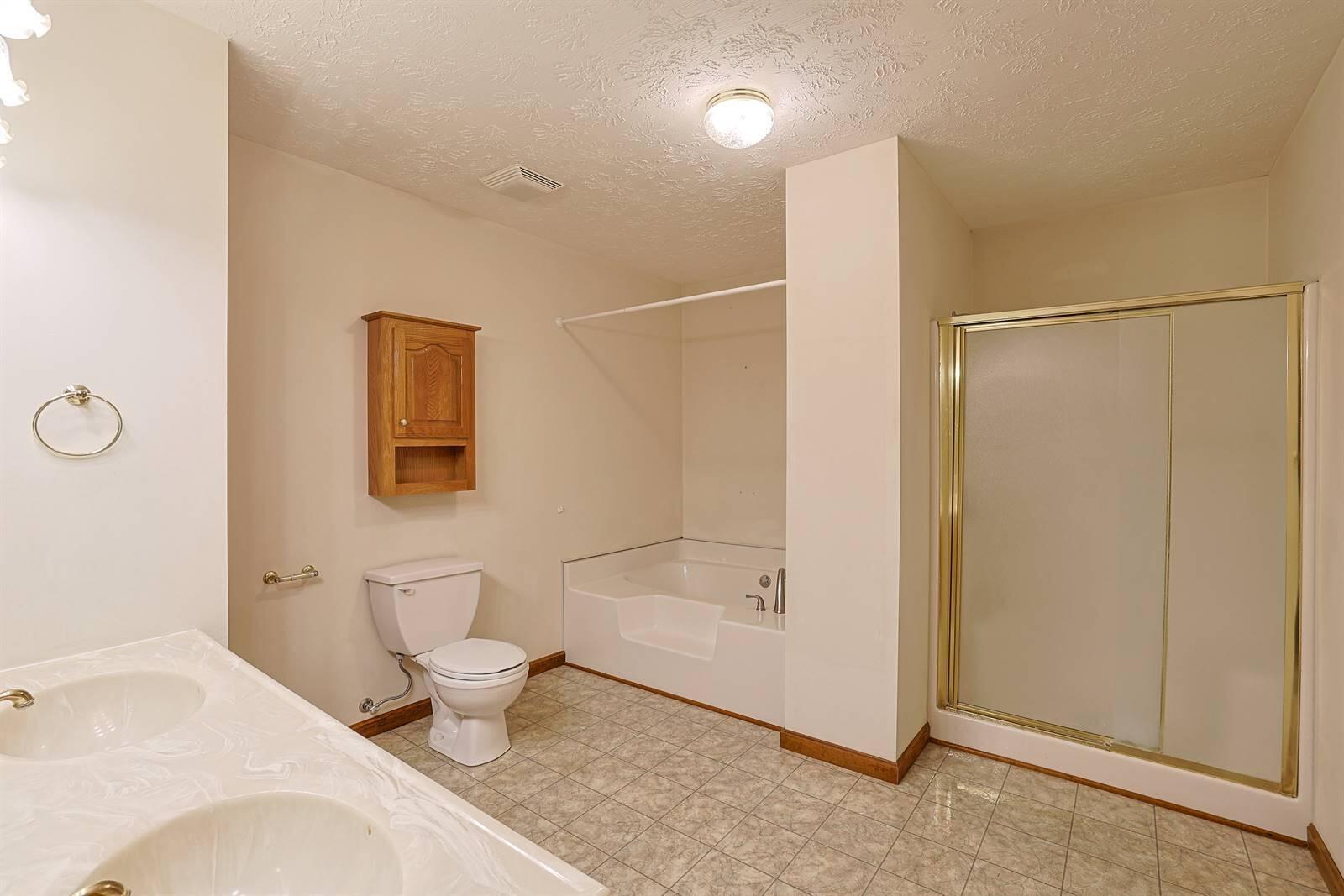 1679 Hackett Ridge Road Brooksville, KY 41004 - Photo 16 of 42 016-Primary-Bath