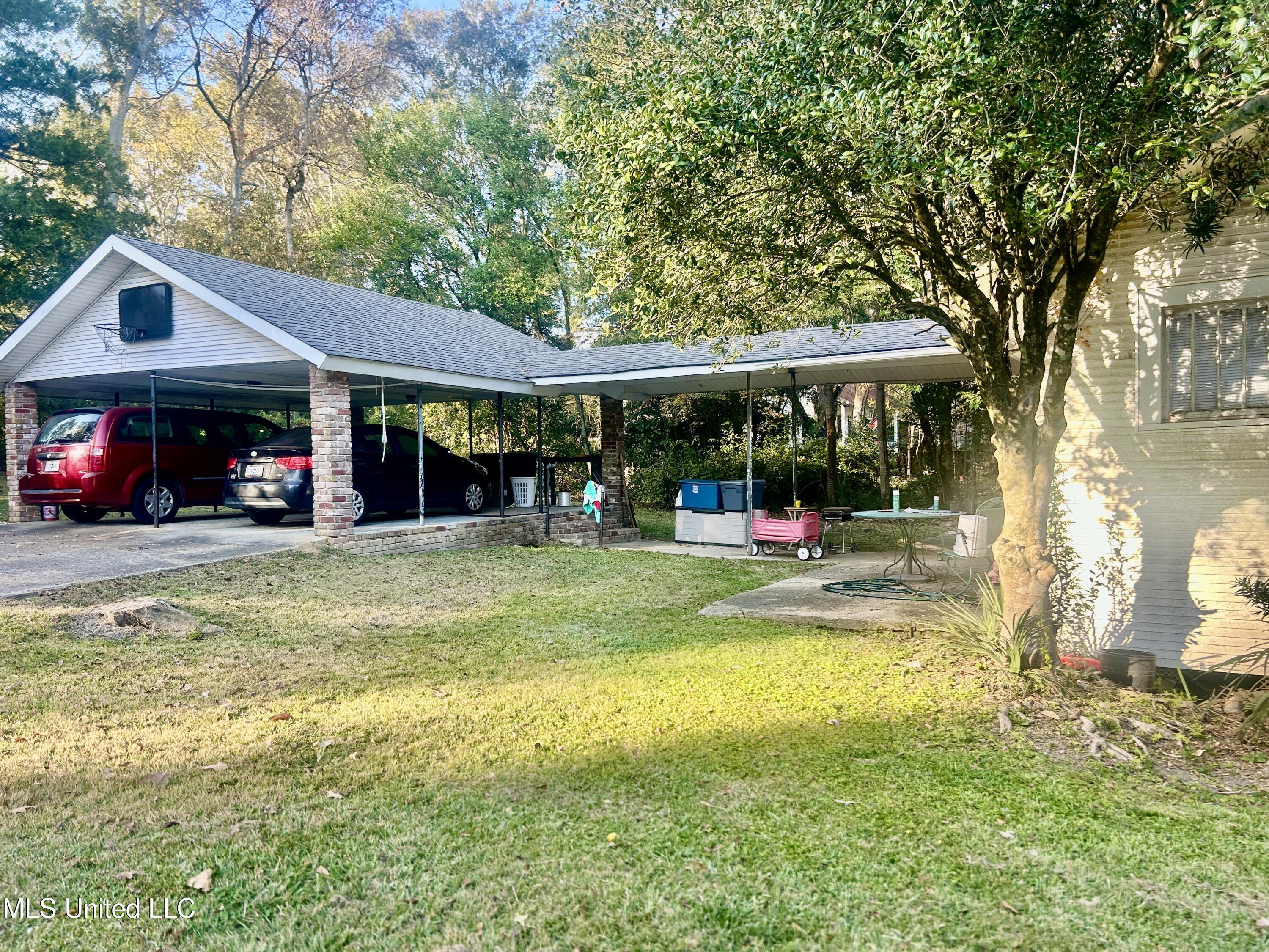 505 North Cherry Street Magnolia, MS 39652 - Photo 4 of 35 IMG_6587