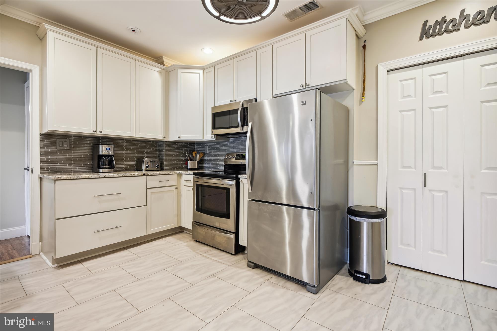 185 Inverness Road Severna Park, MD 21146 - Photo 37 of 55 Lower Level Kitchen