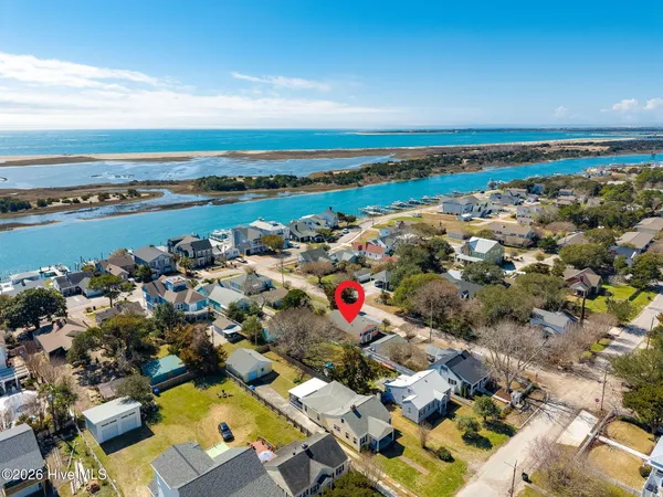 $450,000 | 106 Belle Air Street, Beaufort, NC 28516