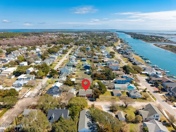 $450,000 | 106 Belle Air Street, Beaufort, NC 28516