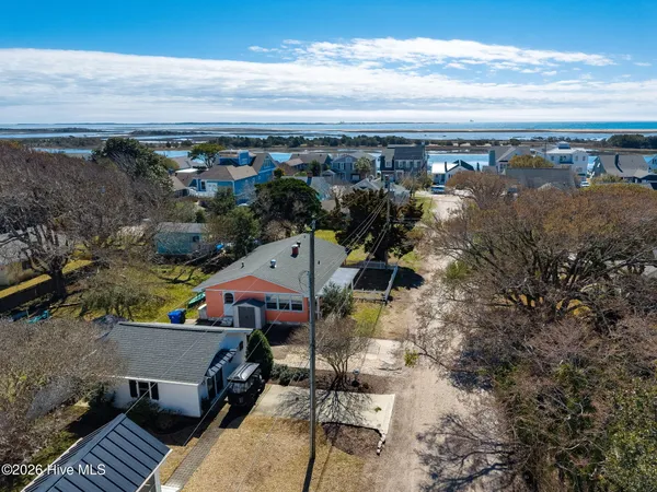 $450,000 | 106 Belle Air Street, Beaufort, NC 28516