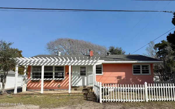 $450,000 | 106 Belle Air Street, Beaufort, NC 28516