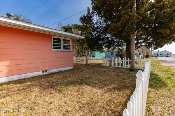 $450,000 | 106 Belle Air Street, Beaufort, NC 28516