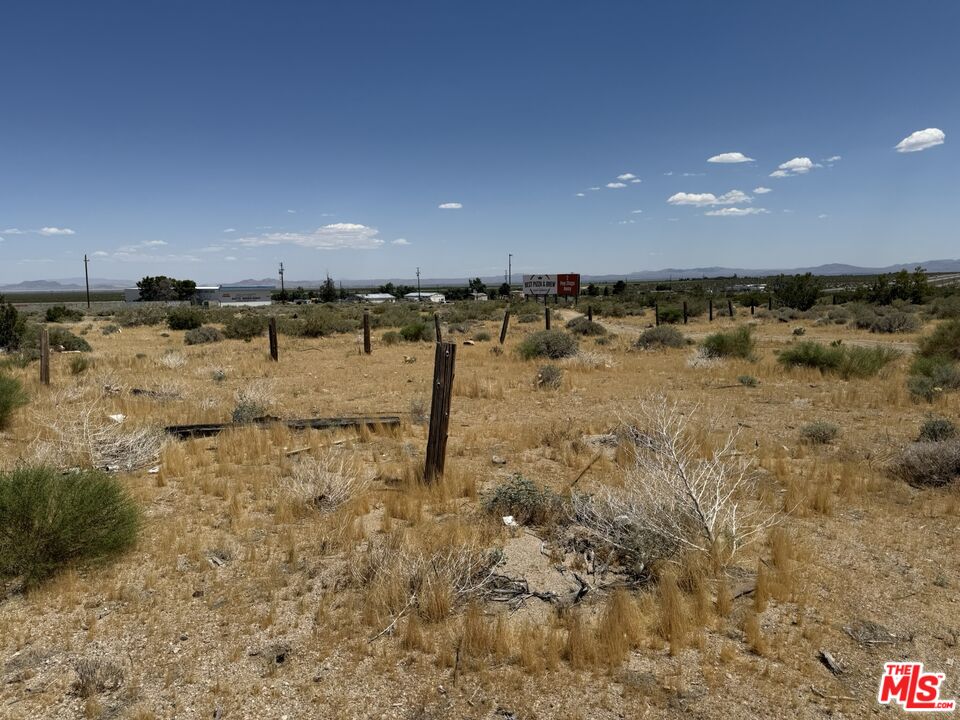 401 Sterling Road Inyokern, CA 93527 - Photo 11 of 37 a view of an ocean beach