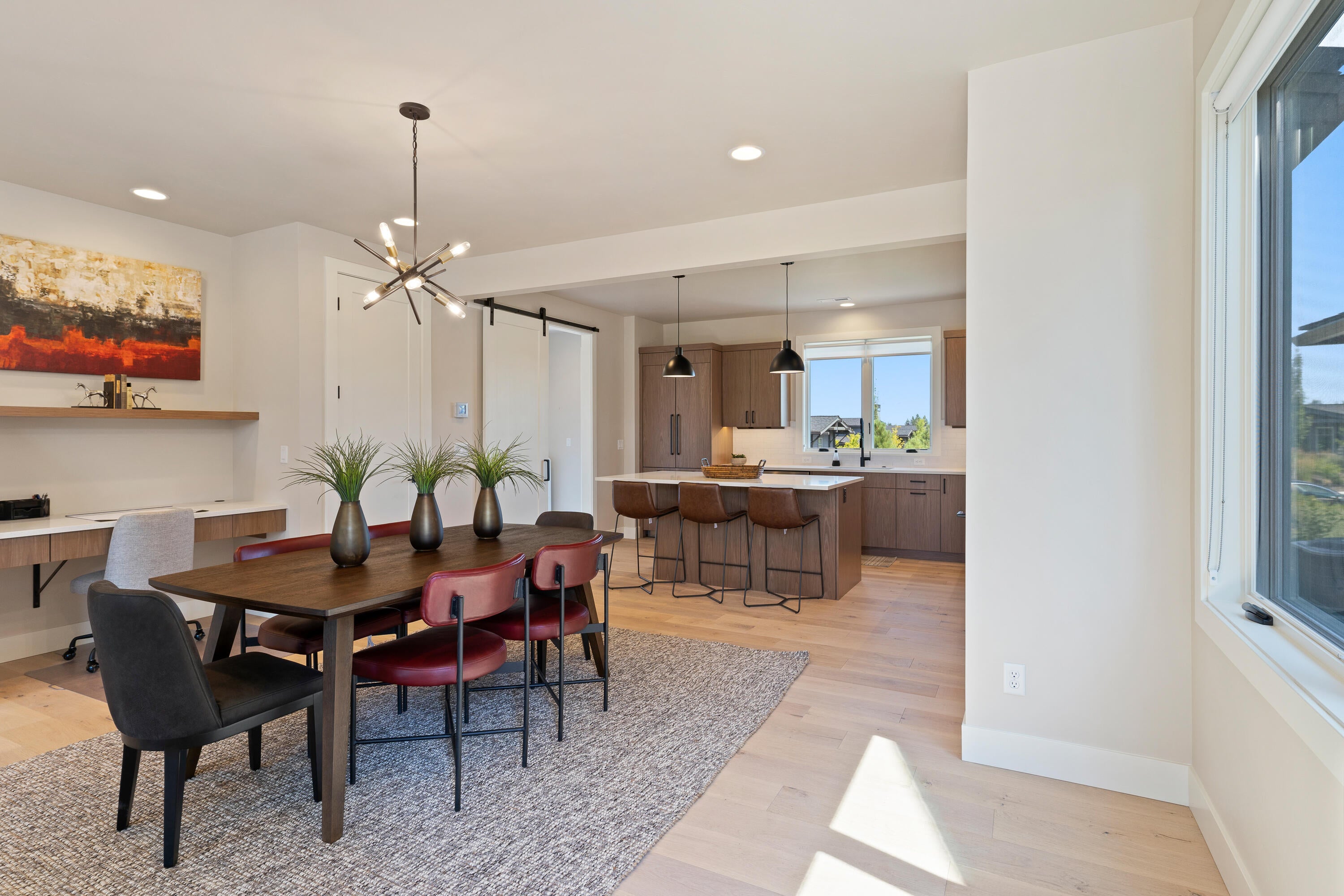 61308 Howe Way Bend Bend, OR 97702 - Photo 5 of 34 DSC04216