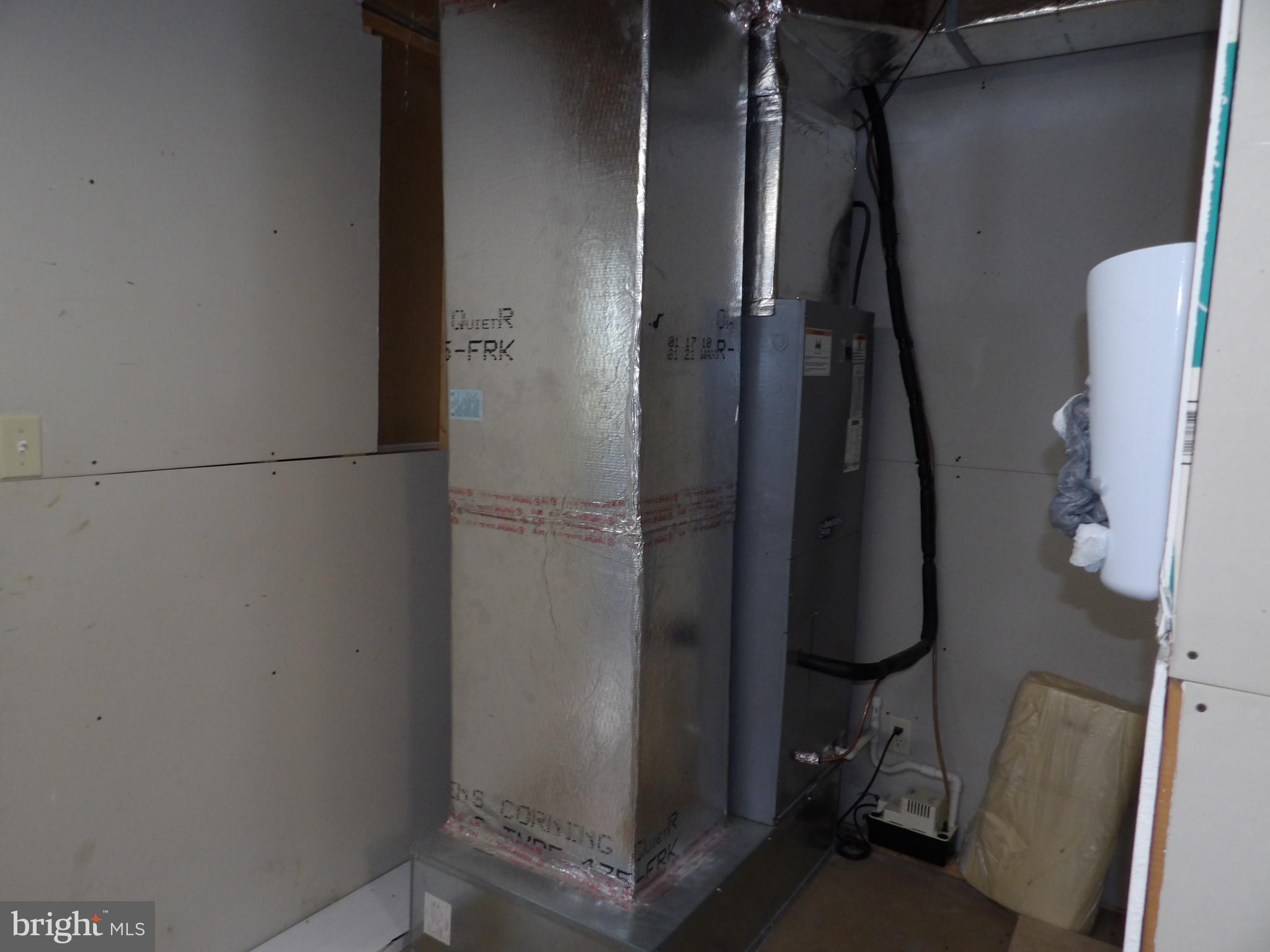 6331 Furnace Road Waynesboro, PA 17268 - Photo 32 of 41 Laundry/Utility Room
