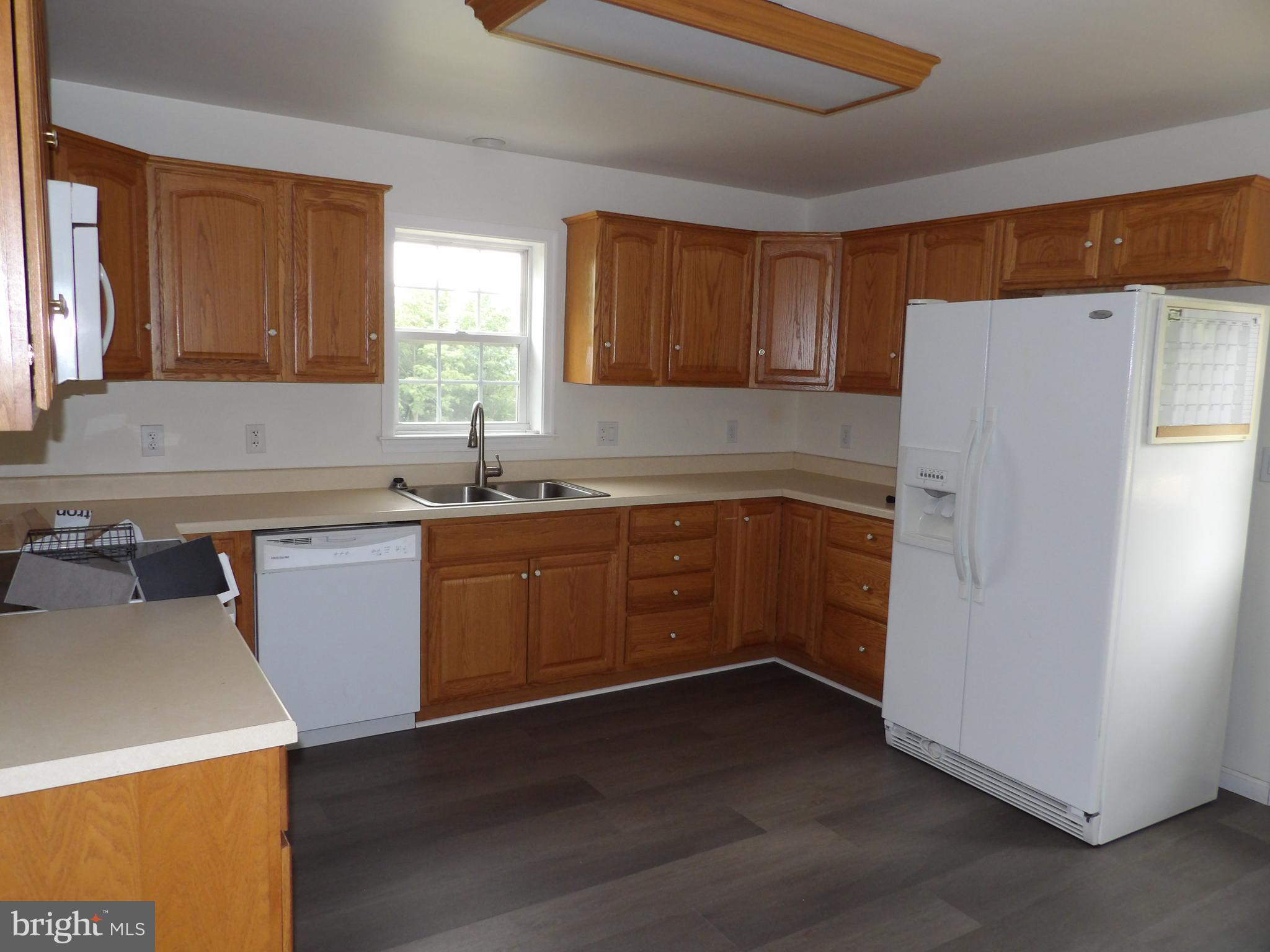 6331 Furnace Road Waynesboro, PA 17268 - Photo 6 of 41 Kitchen