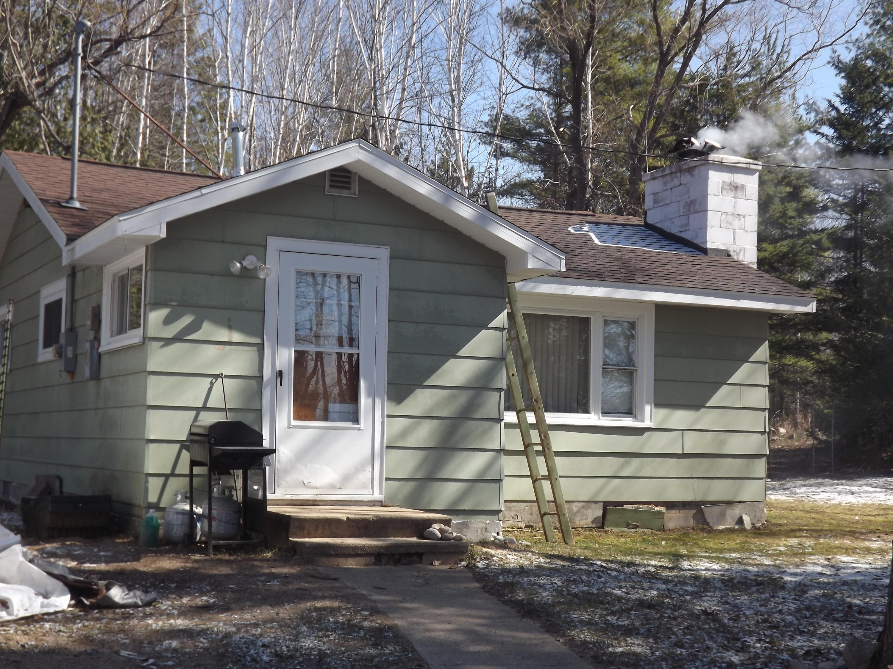 4842 Chamberlain Road Cheboygan, MI 49721 - Photo 2 of 12 Gallery Image 2