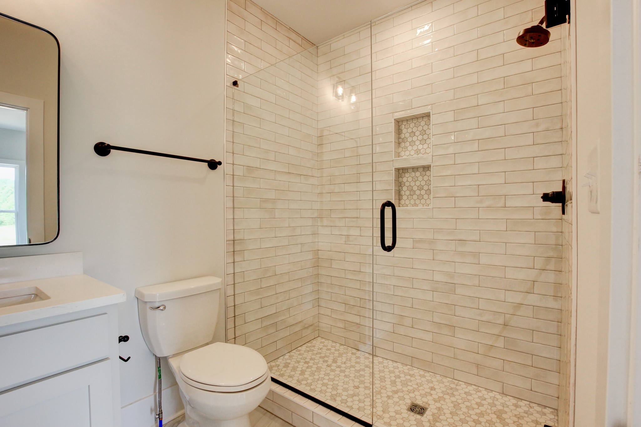 2575 Lock B Road North Clarksville, TN 37043 - Photo 13 of 64 Gallery Image 13