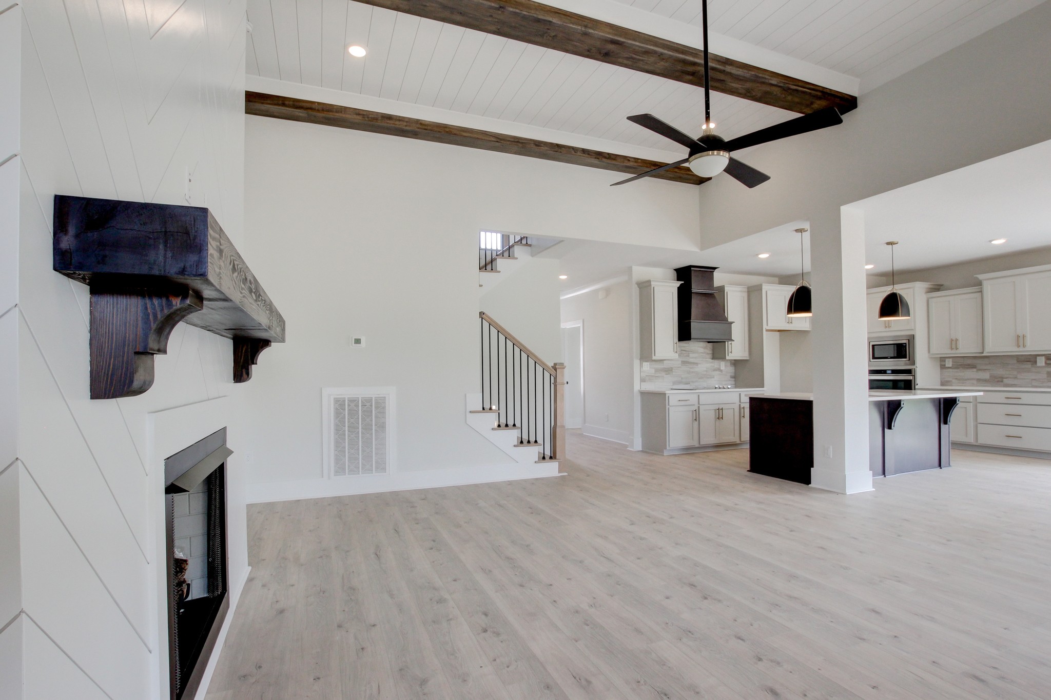2575 Lock B Road North Clarksville, TN 37043 - Photo 20 of 64 Gallery Image 20
