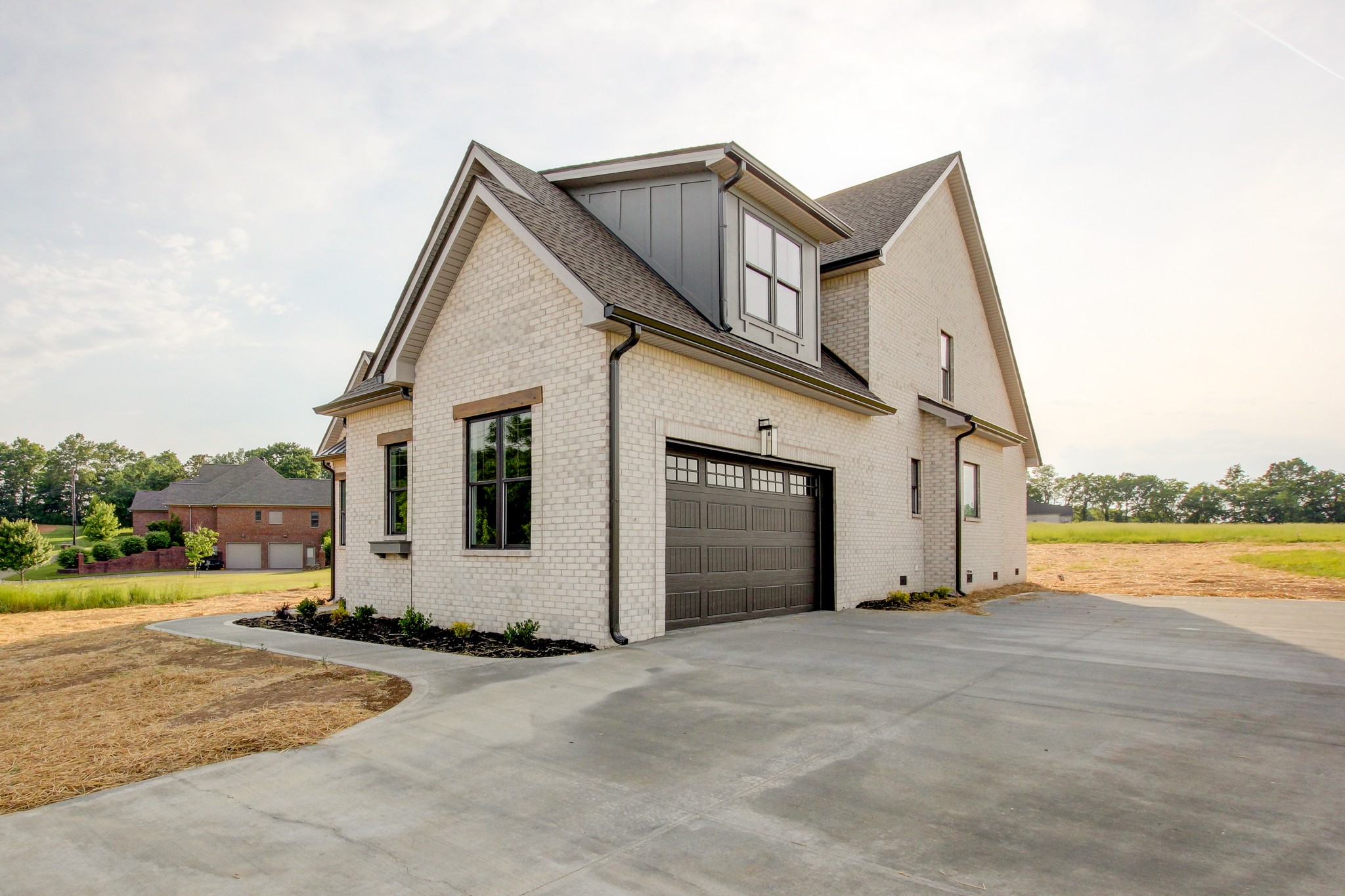 2575 Lock B Road North Clarksville, TN 37043 - Photo 3 of 64 Gallery Image 3