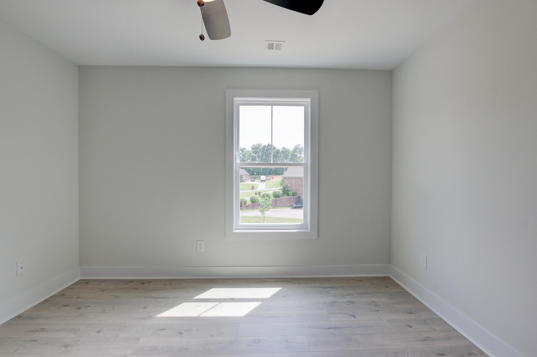 2575 Lock B Road North Clarksville, TN 37043 - Photo 41 of 64 Gallery Image 41