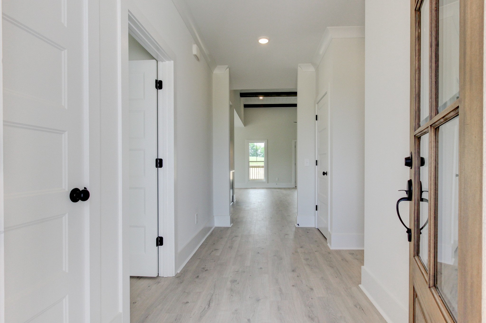 2575 Lock B Road North Clarksville, TN 37043 - Photo 5 of 64 Gallery Image 5