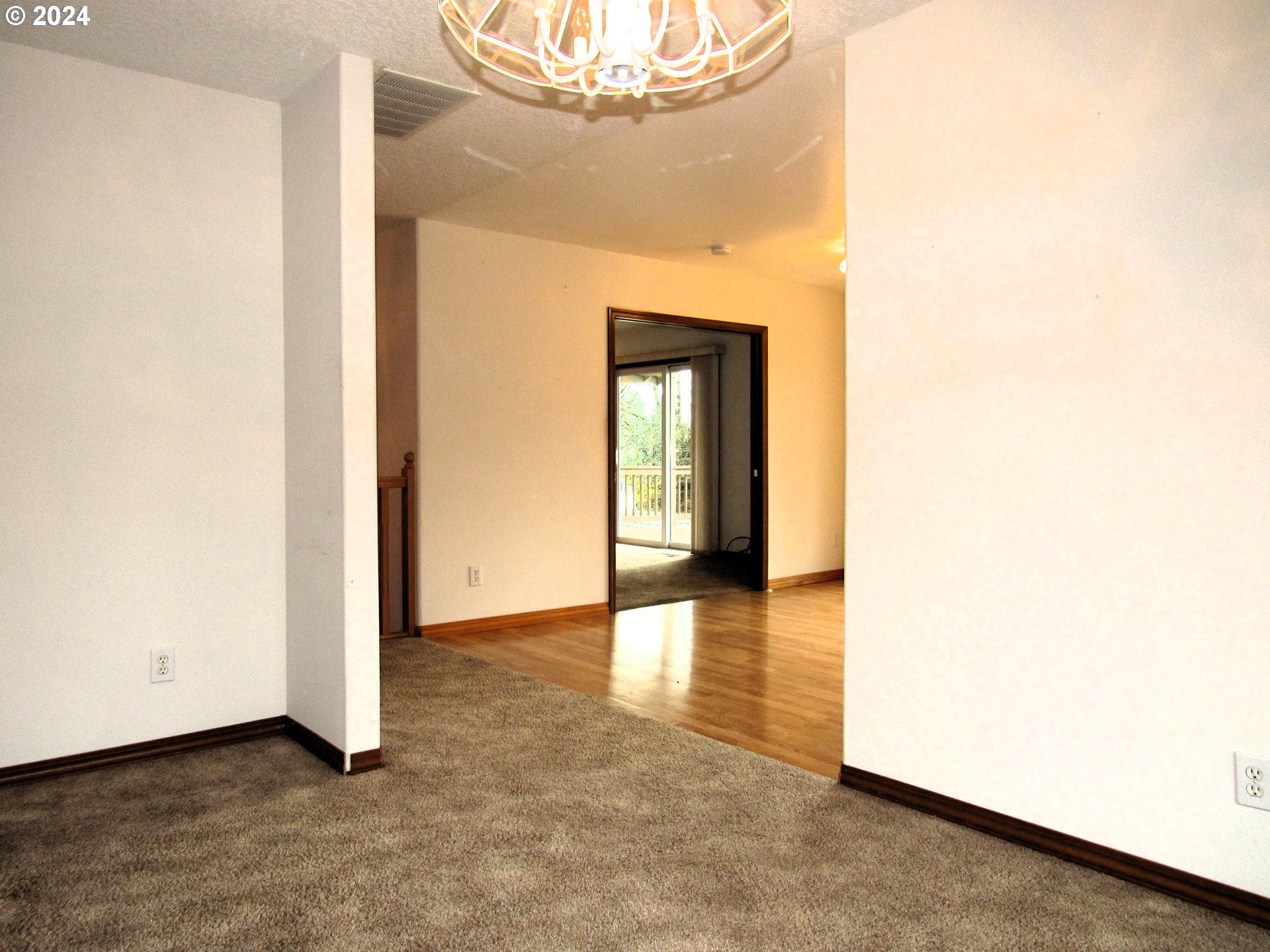 10400 Northwest Laidlaw Road Portland, OR 97229 - Photo 33 of 48 Dining Room