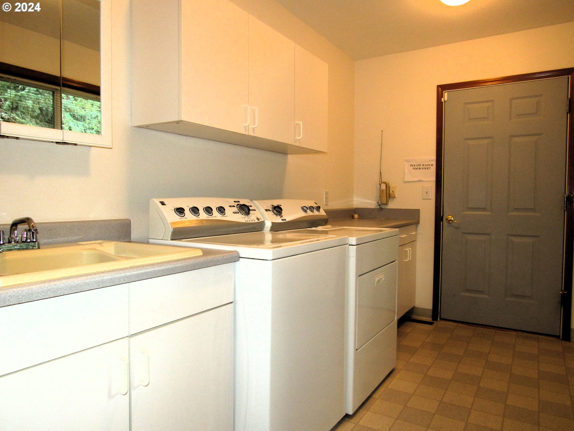 10400 Northwest Laidlaw Road Portland, OR 97229 - Photo 42 of 48 Laundry