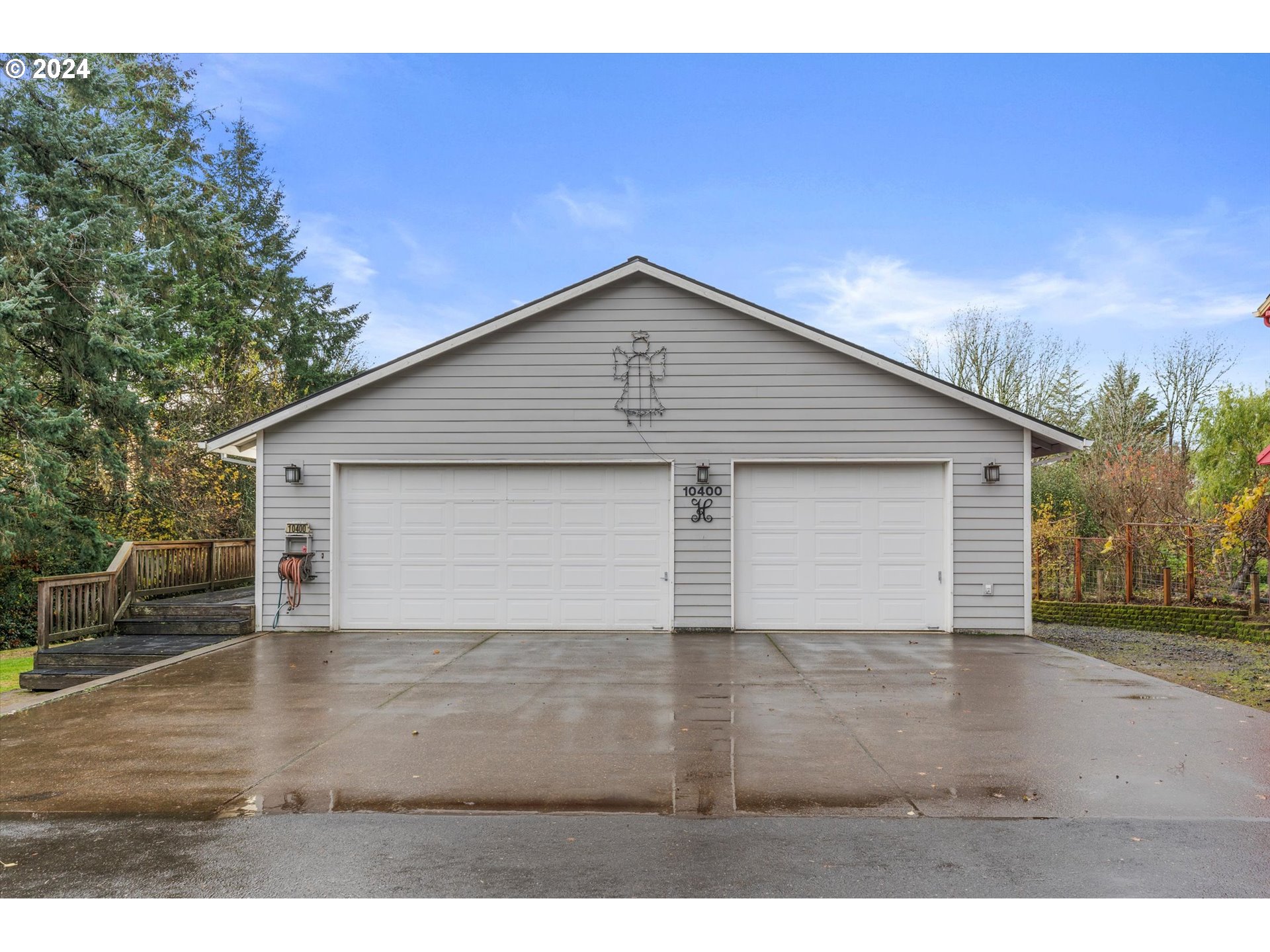 10400 Northwest Laidlaw Road Portland, OR 97229 - Photo 8 of 48 Garage