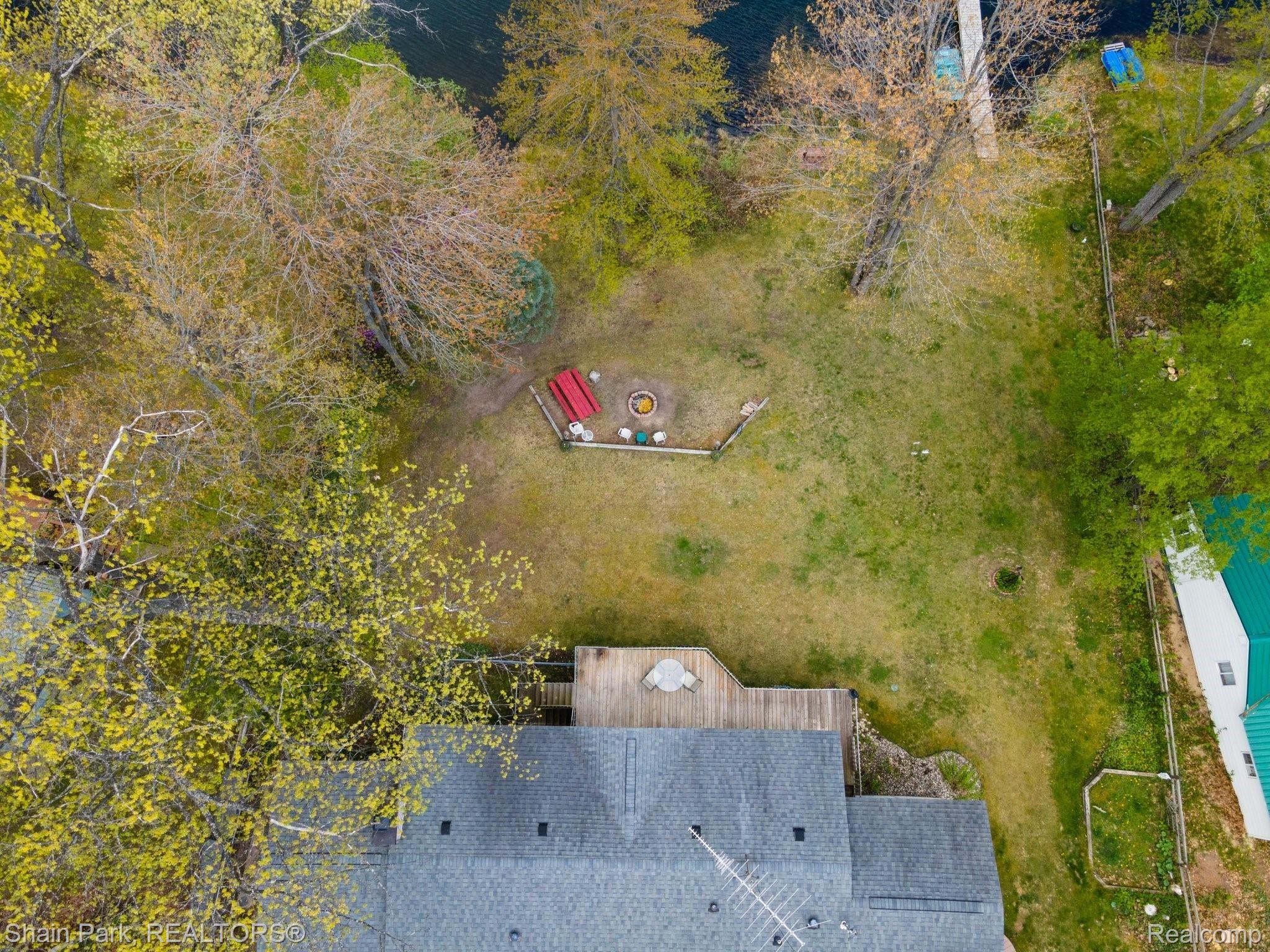 301 Shappell Road Harrison, MI 48625 - Photo 33 of 53 View from Above